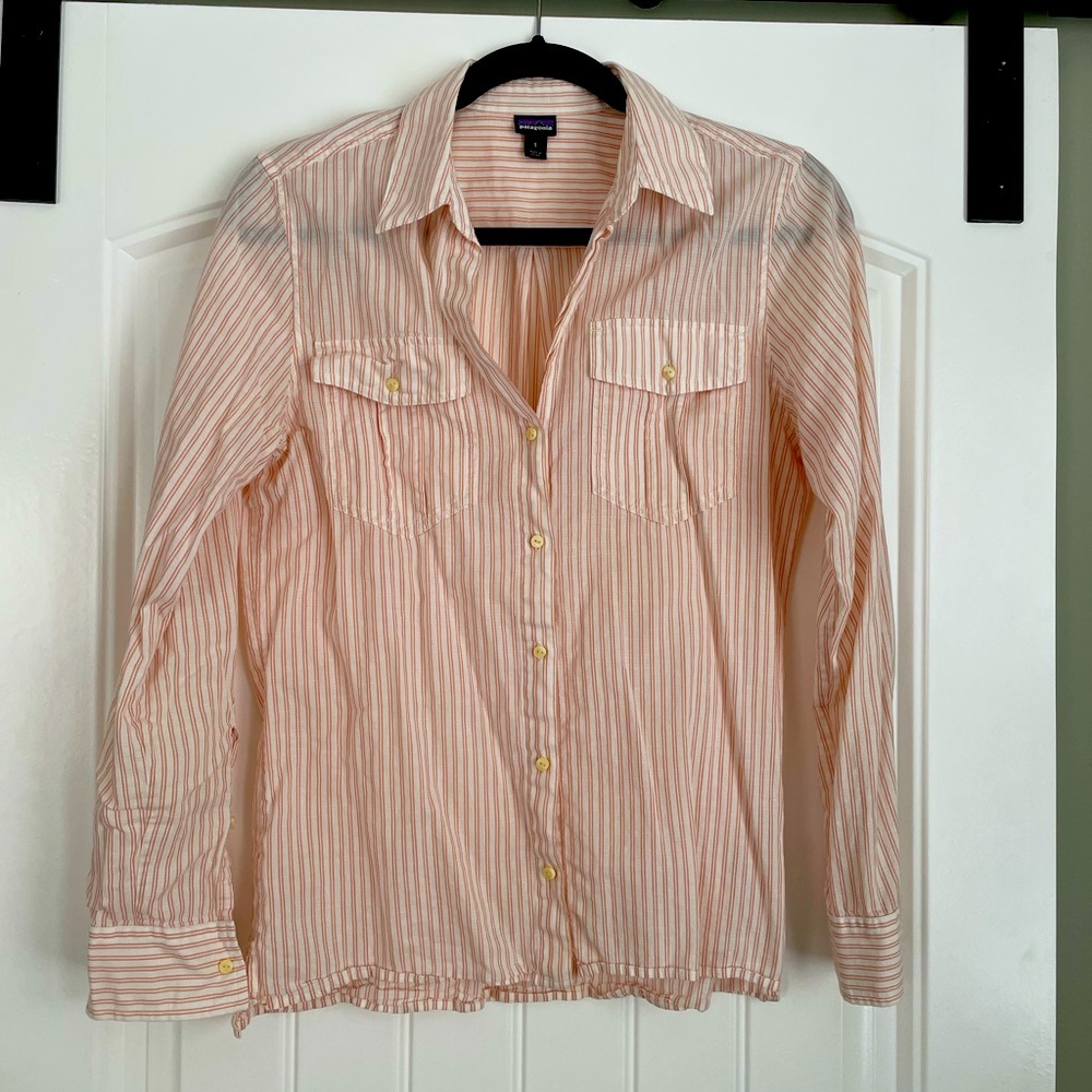 Patagonia Women’s Lightweight A/C Buttondown